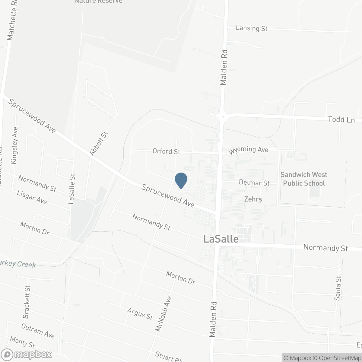 5850 NEWMAN Unit# 213, LaSalle, Ontario N9J 0E2